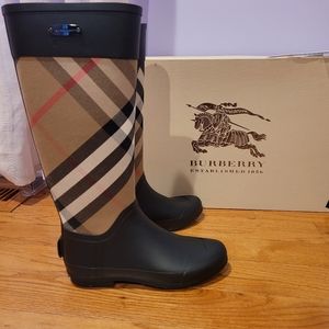 Burberry Rainboots